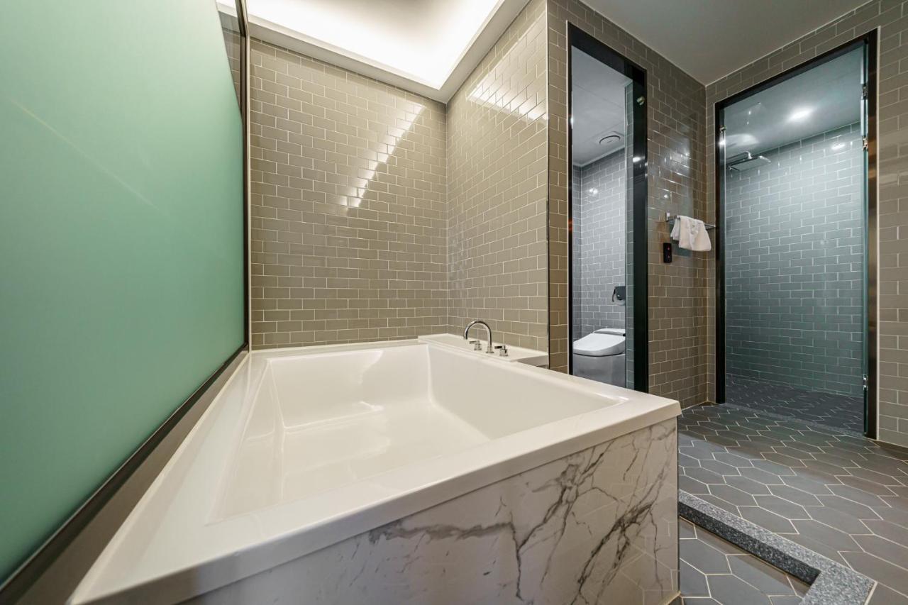 Gimpo Rest Hotel מראה חיצוני תמונה