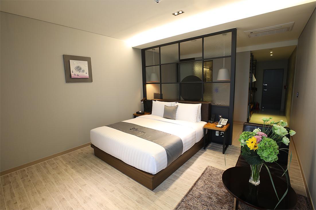 Gimpo Rest Hotel מראה חיצוני תמונה