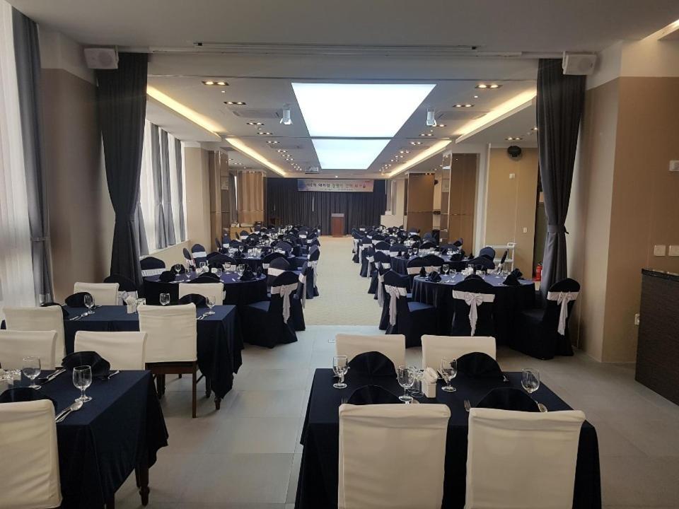 Gimpo Rest Hotel מראה חיצוני תמונה
